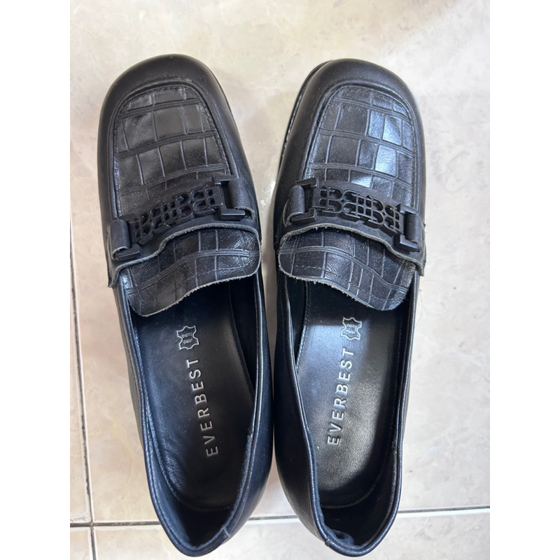 preloved sepatu everbest danila black ori