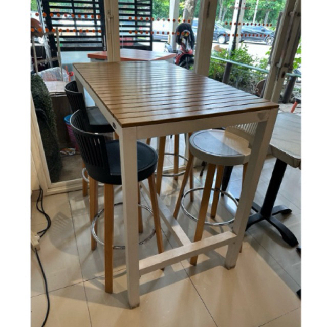 Set meja makan Informa