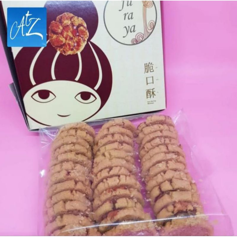 

Jamin Fresh from the Oven ! Cemilan kue kering tradisional halal Pia Mentega Kacang Chui Cui Kao So ChuiKaoSo CuiKaoSo rasa asli Original FURAYA traditional homemade snack Oleh - Oleh khas Medan isi 36