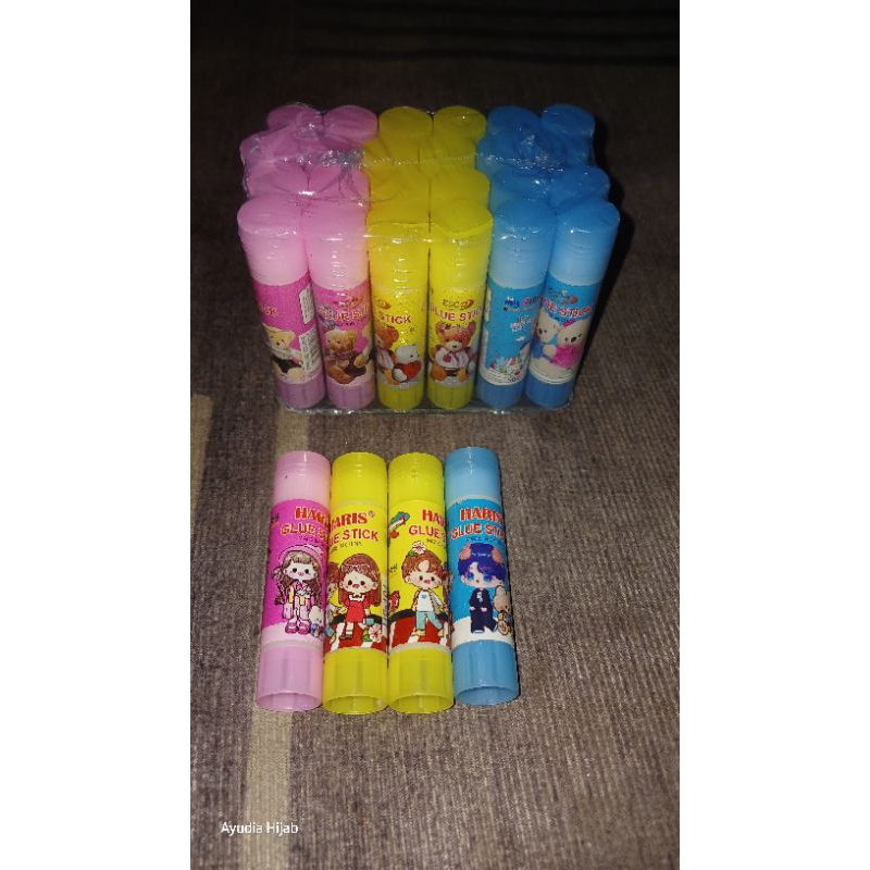 

lem kertas / glue stick