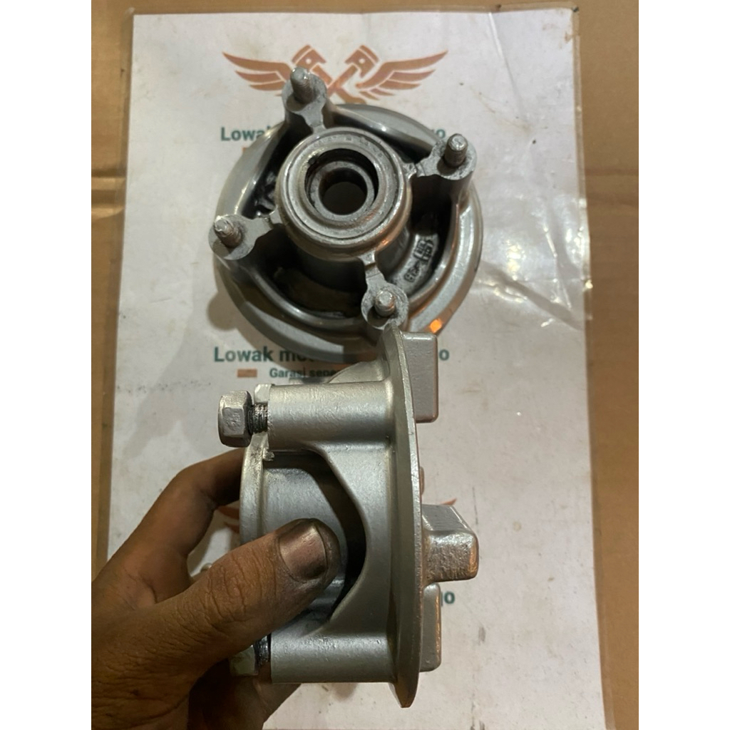 Nap gir Dudukan Gir belakang set bearing Honda Revo absolute tromol revo lama Original Copotan