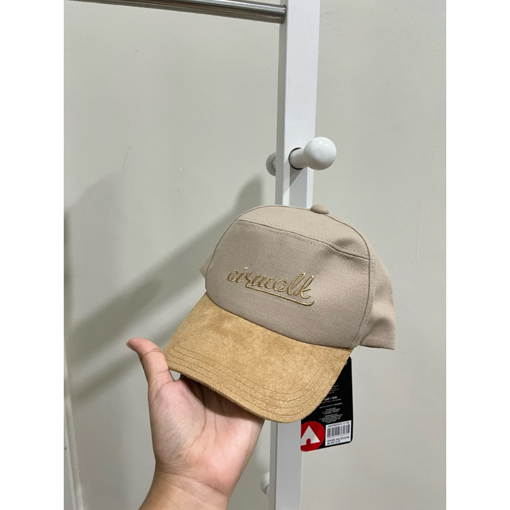 Topi Airwalk cream unisex bahan katun mix suede sale 70%