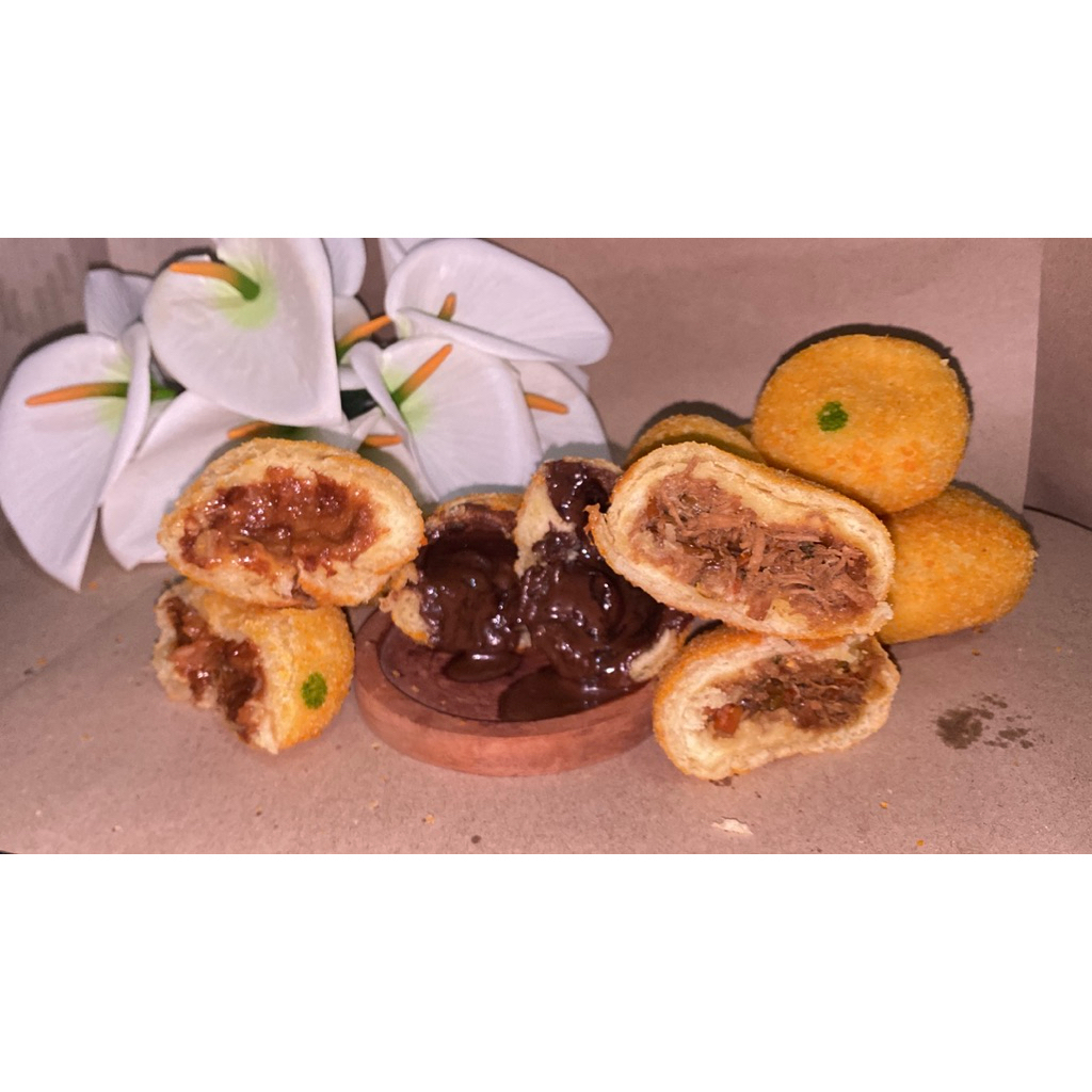 

ROTI GORENG ISI SERIUS - by CemaraRasa.id