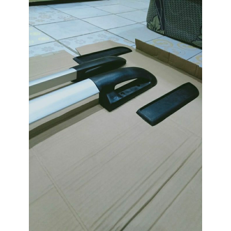 original dadon roof rail mobil Isuzu panther all tipe