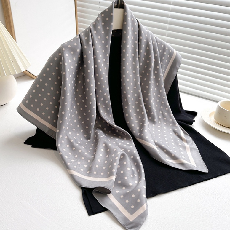 KODE A43F Scarf Efie 9 x 9 bahan Sutra Imitasi HIGH GRADE Scarf Mewah