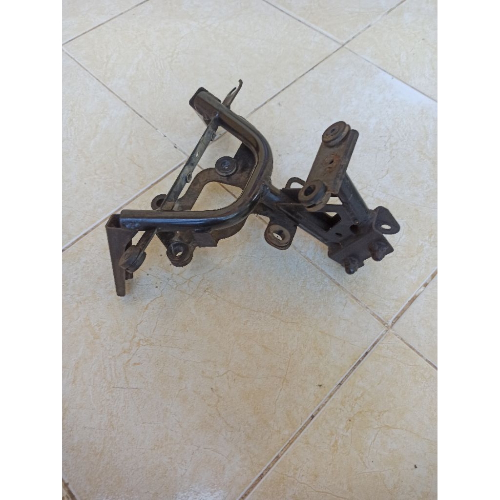 breket Tanduk fairing R15V2 Original