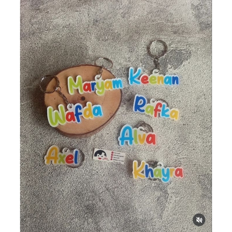 

NARCRAFT GANTUNGAN KUNCI AKRILIK CUSTOM NAMA