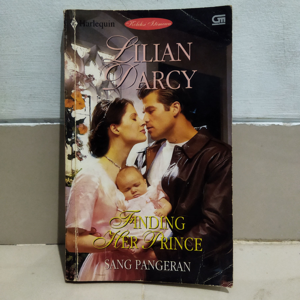 [PRELOVED] Finding Her Prince (Sang Pangeran) - Lilian Darcy