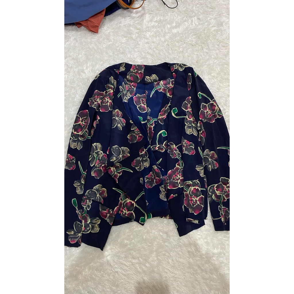 Blazer bunga