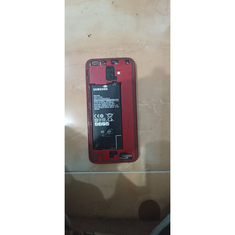 samsung j6 plus ram 4/64 minos gak ada tutup belakang