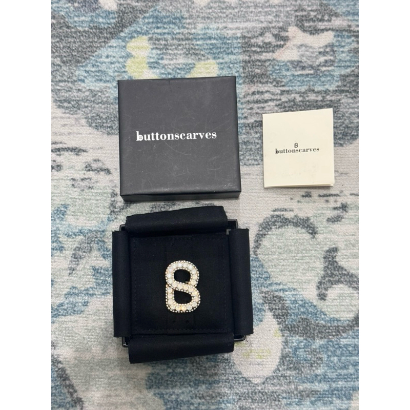 Brooch Buttonscarves