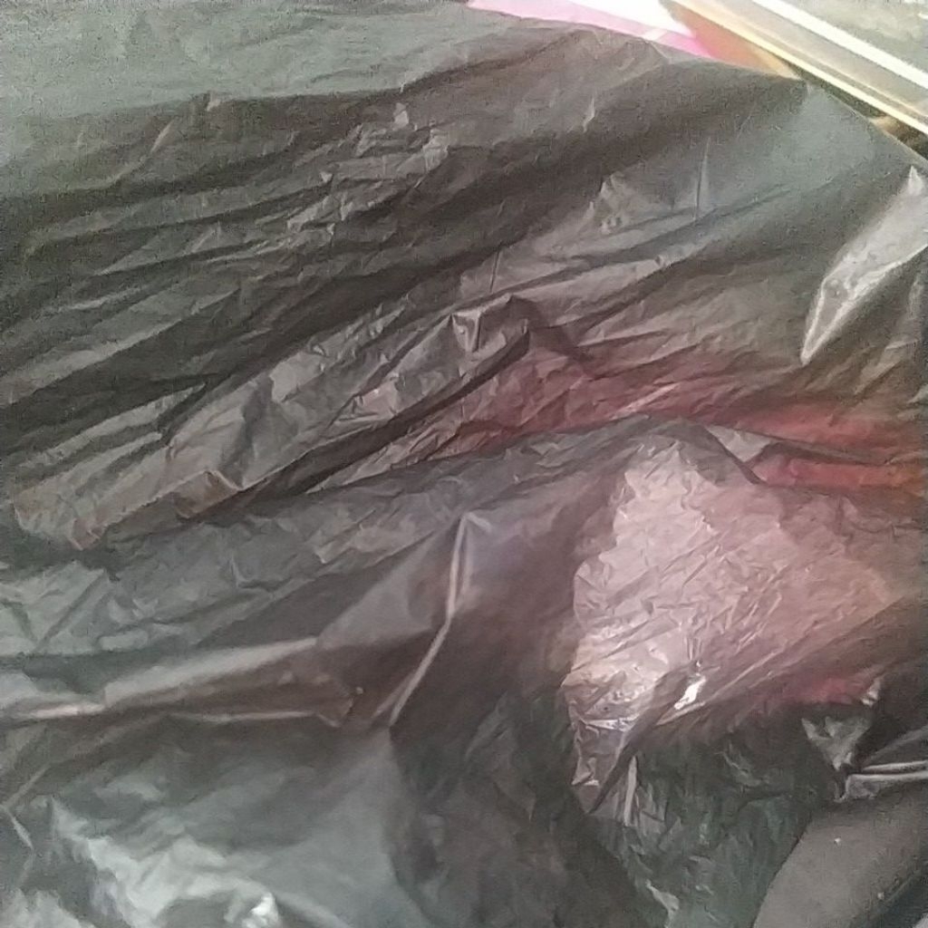 kantong plastik besar hitam