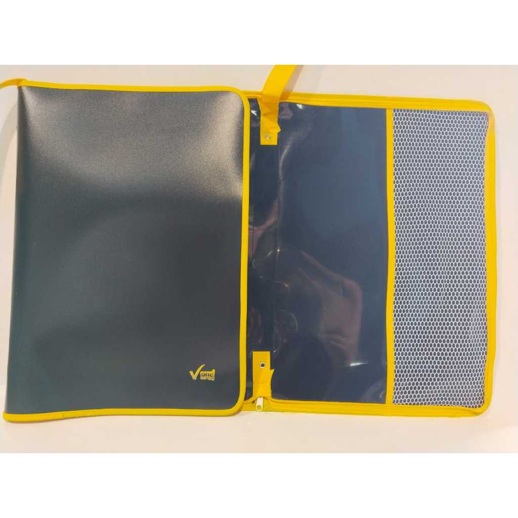 

Map Zipper / Map Plastik