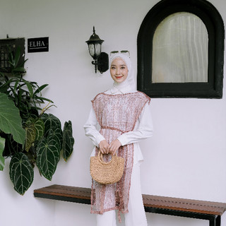 Delova Wardrobe - SORAYA OUTER Casual Modern Cantik Brukat Vintage Bordir Premium Outfit Atasan Wanita Outer Rompi Tali Renda Luaran Baju Pakaian Tulle Tile Lace Brokat Prada Viral Lebaran Raya Kebaya Kondangan Wisuda Kekinian Simple Elegan Chinese Vest