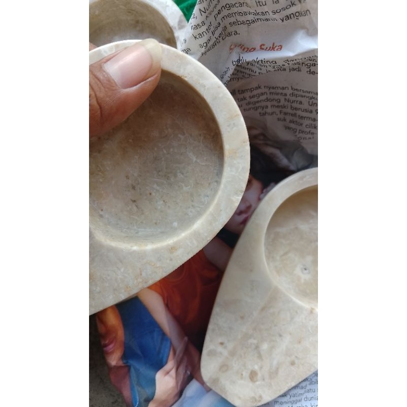 asbak batu alam warna putih