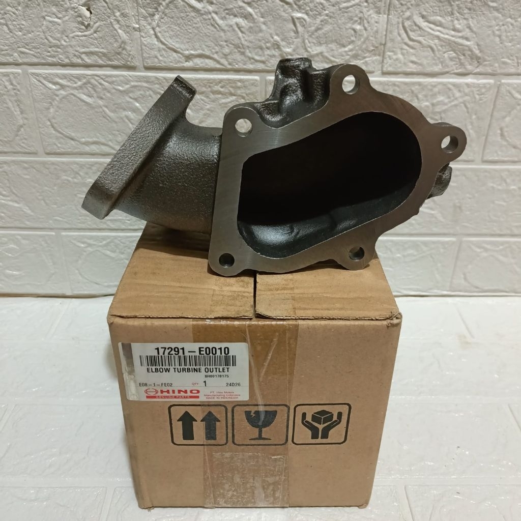 ELBOW CONNECTOR MANIFOLD MANIPOL TURBO HINO DUTRO 130HD/130HT GENUINE PART 17291-E0010
