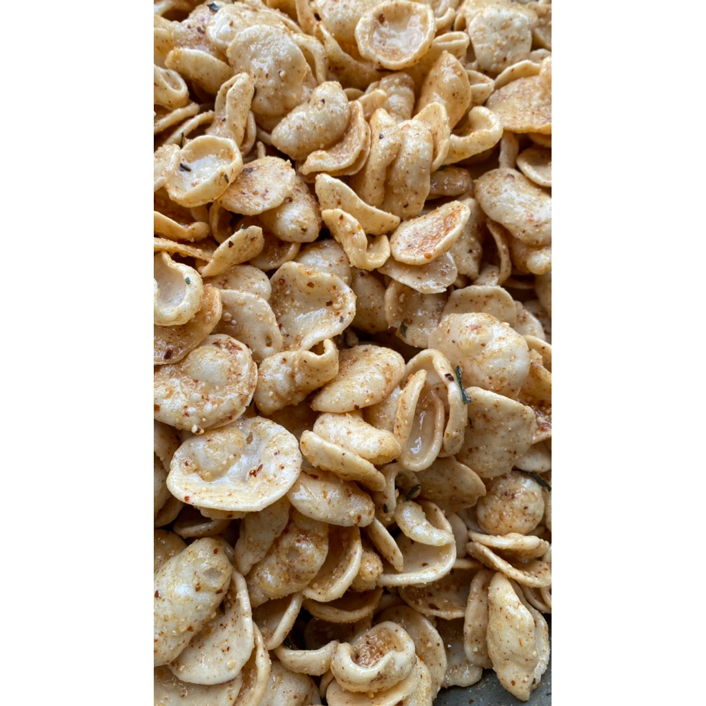 

Kerupuk Seblak kering bumbu kacang 1kg