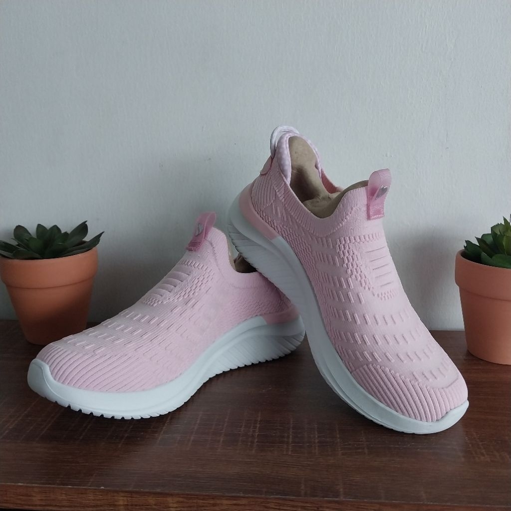 skechers ultra flex 3.0 kids happy bright size 32