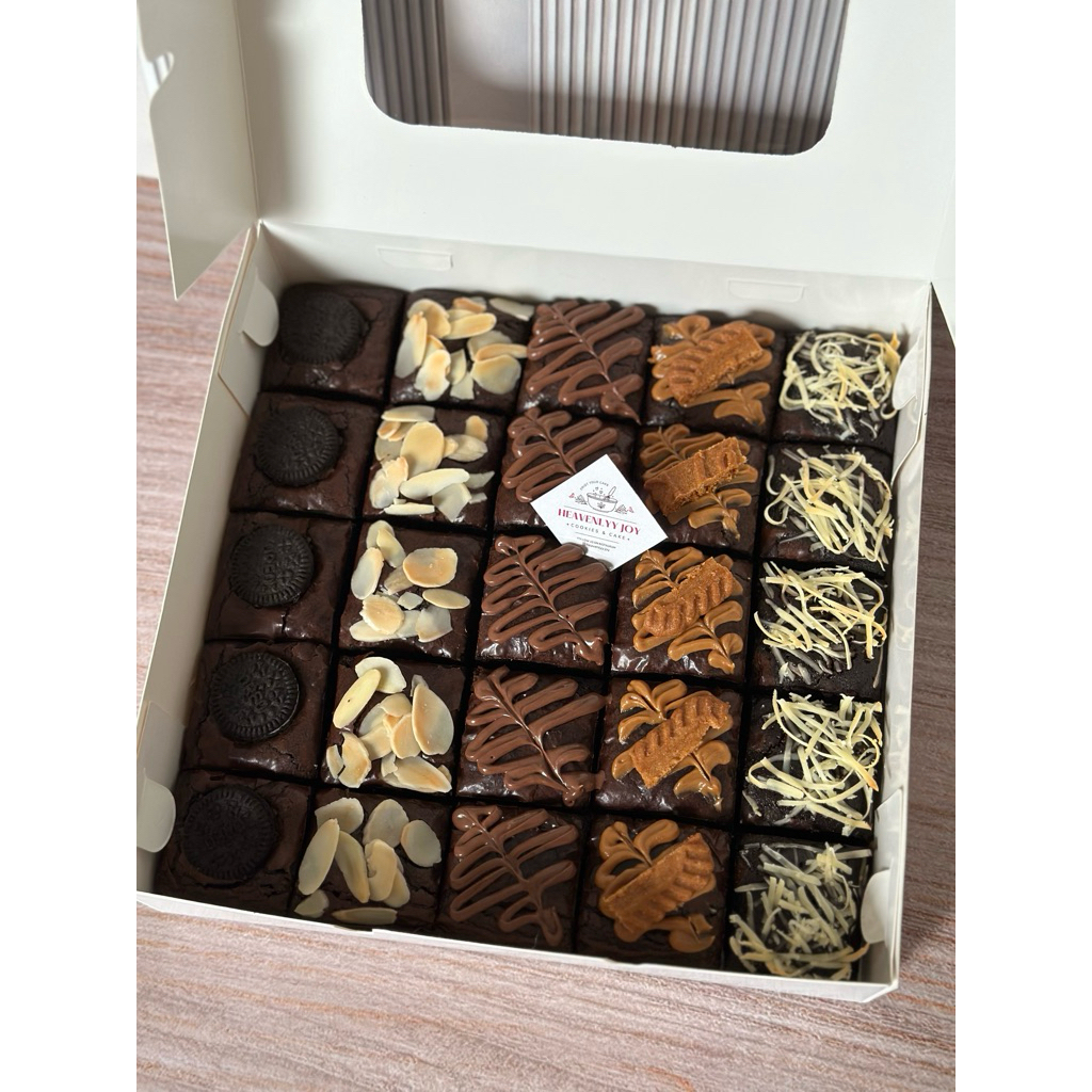 

Fudgy Brownies by @heavenlyy.joy