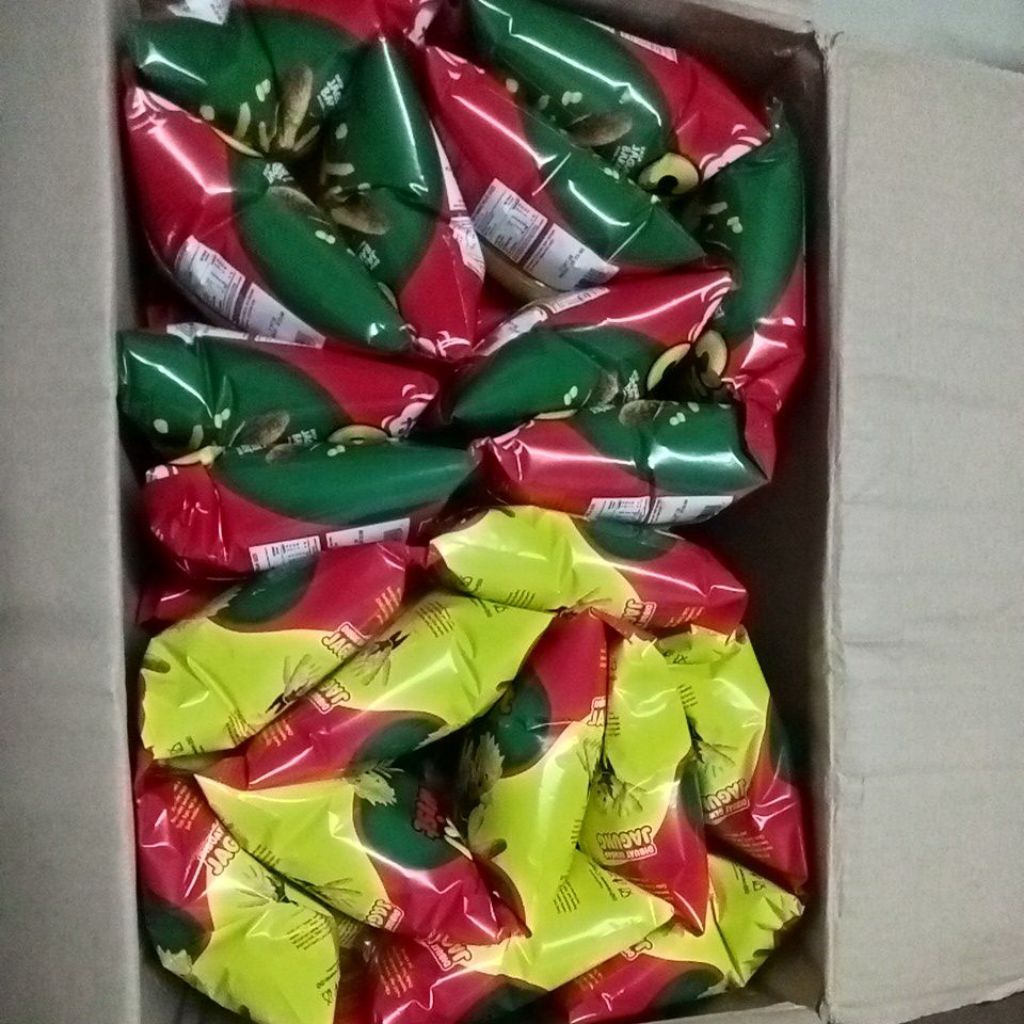 

CHIKI TWIST 22.5GRAM (Harga untuk 1 renceng 10pcs) rasa jagung bakar