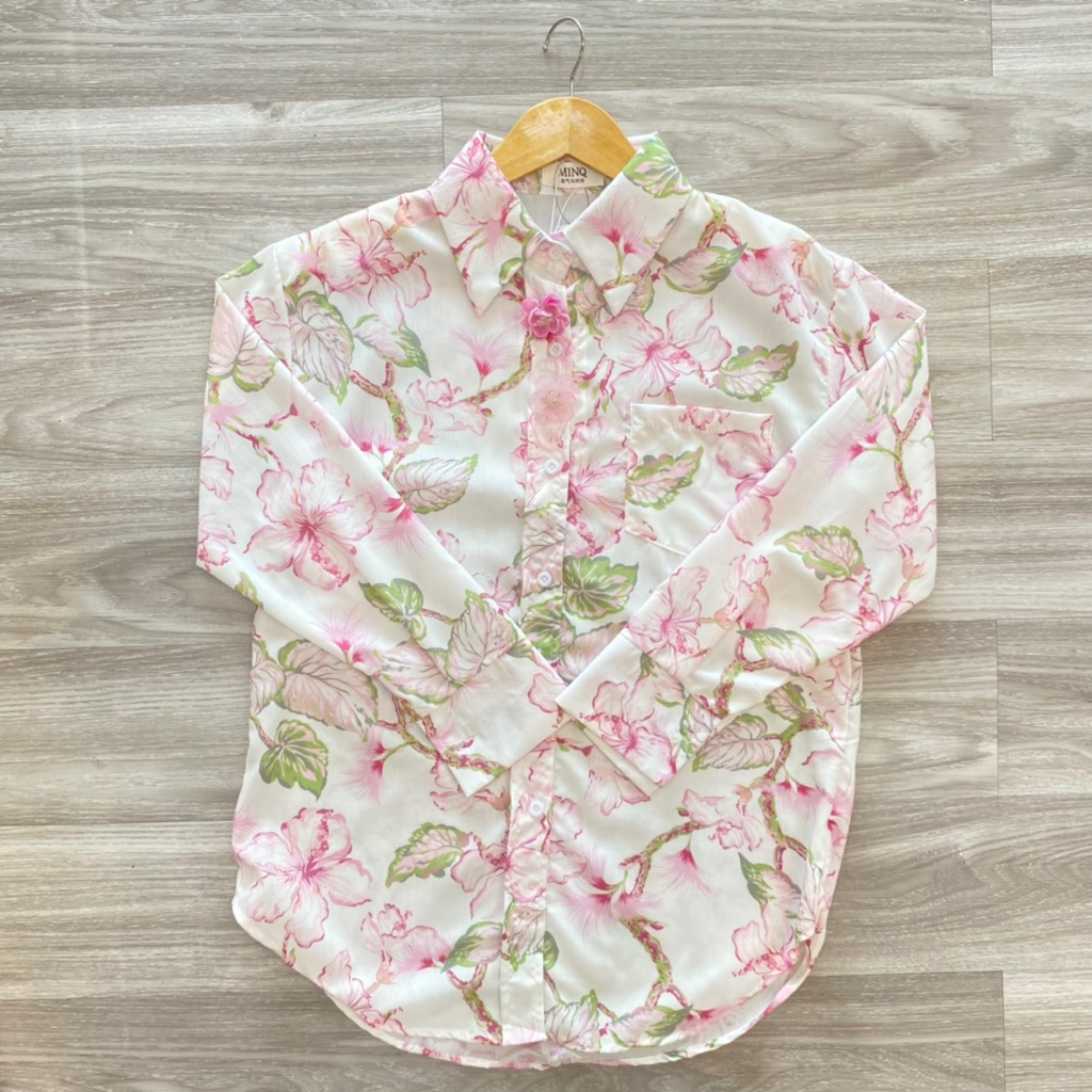 Atasan wanita motif bunga