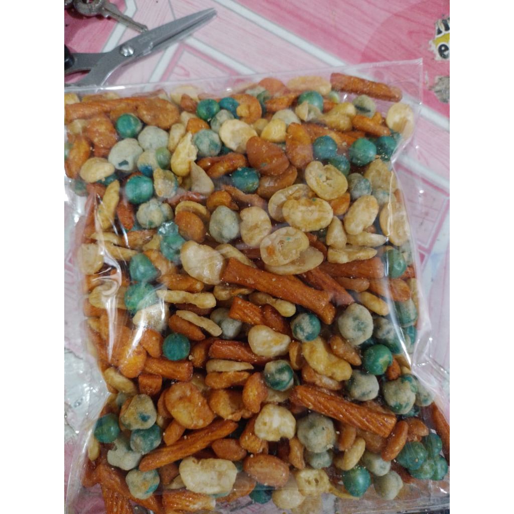 

Kacang Campur