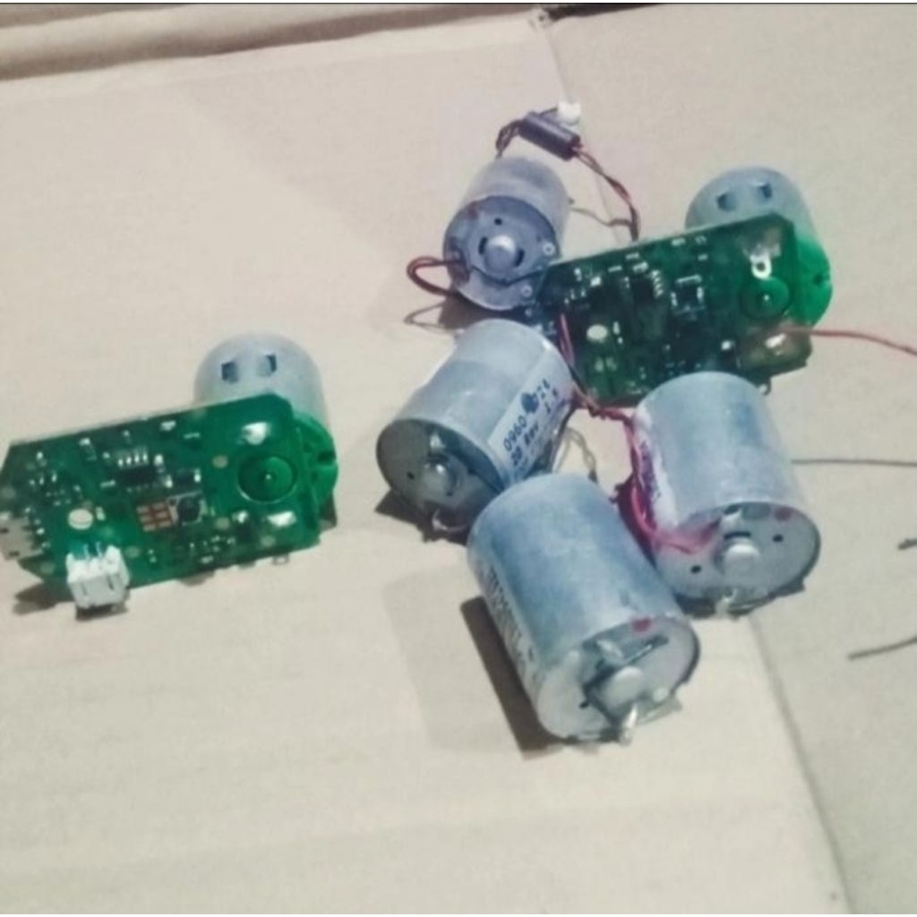 Dinamo DC 4500Rpm 12v DC Generator DC LED High Speed