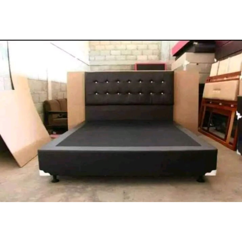 Divan Kayu 160x200 Sandaran Rino