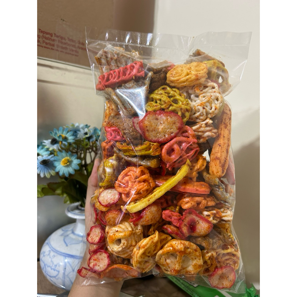 

KRUPUK SEBLAK isi 250gr