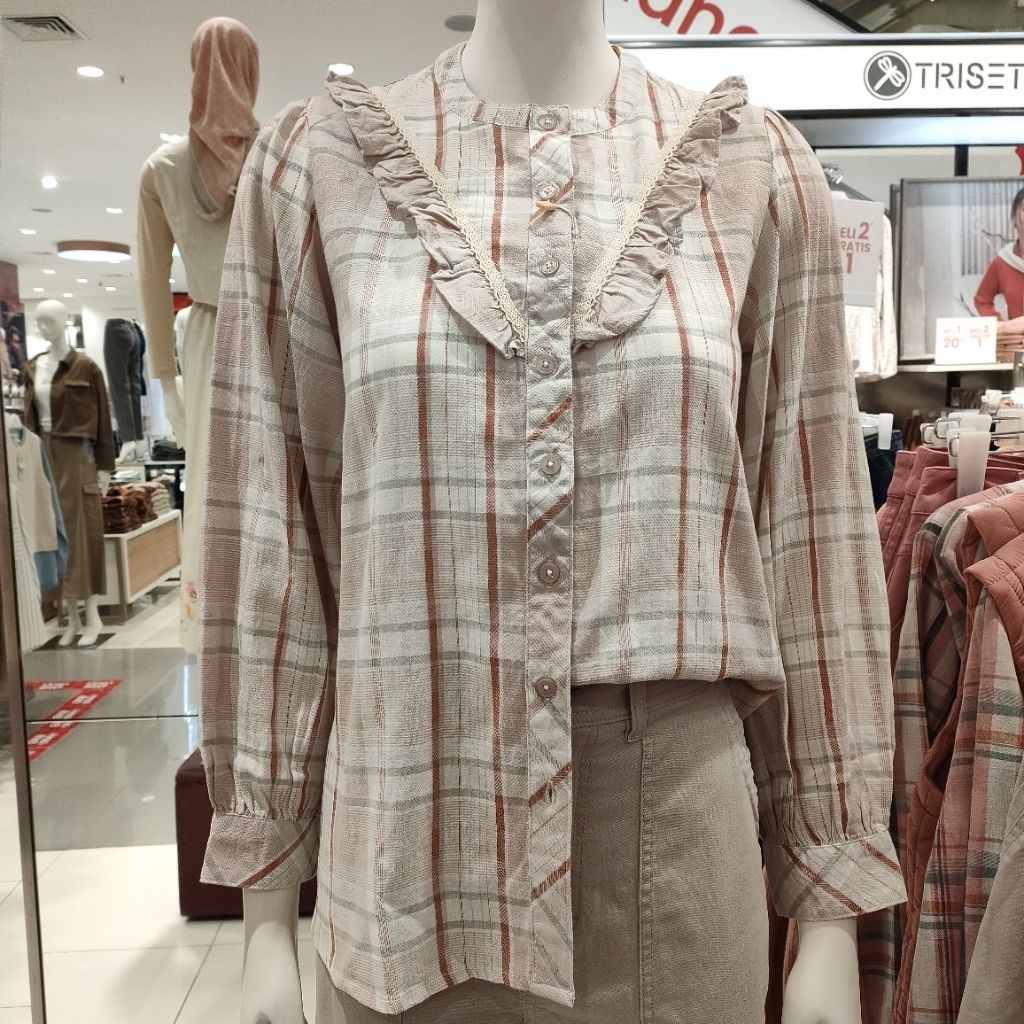 triset atasan kemeja wanita.