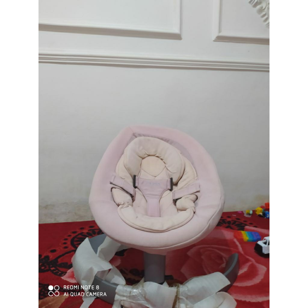 nuna leaf grow (preloved)