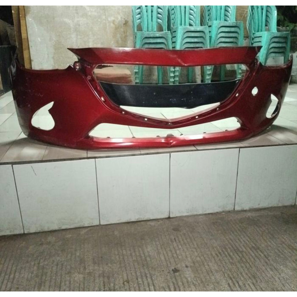 Bemper depan copotan Mazda 2 Original