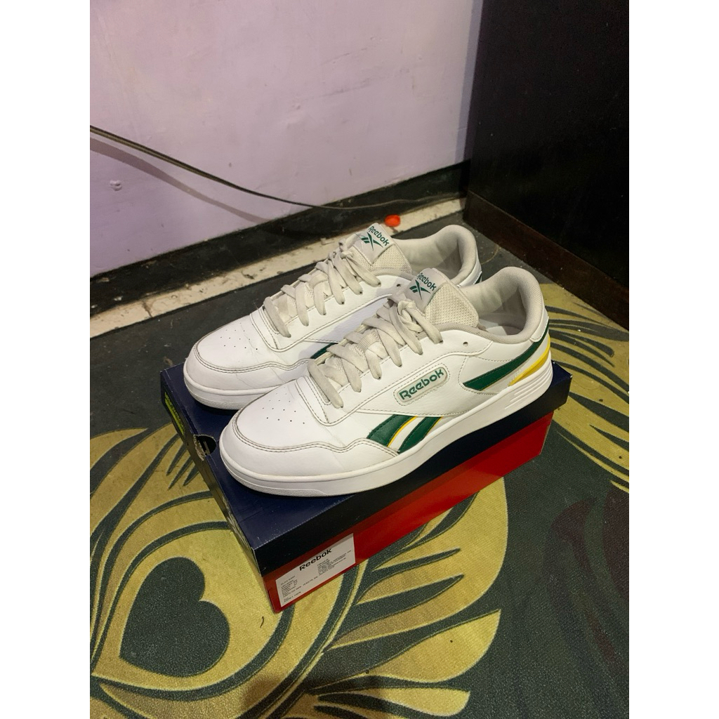 Reebok Court Advance Clip