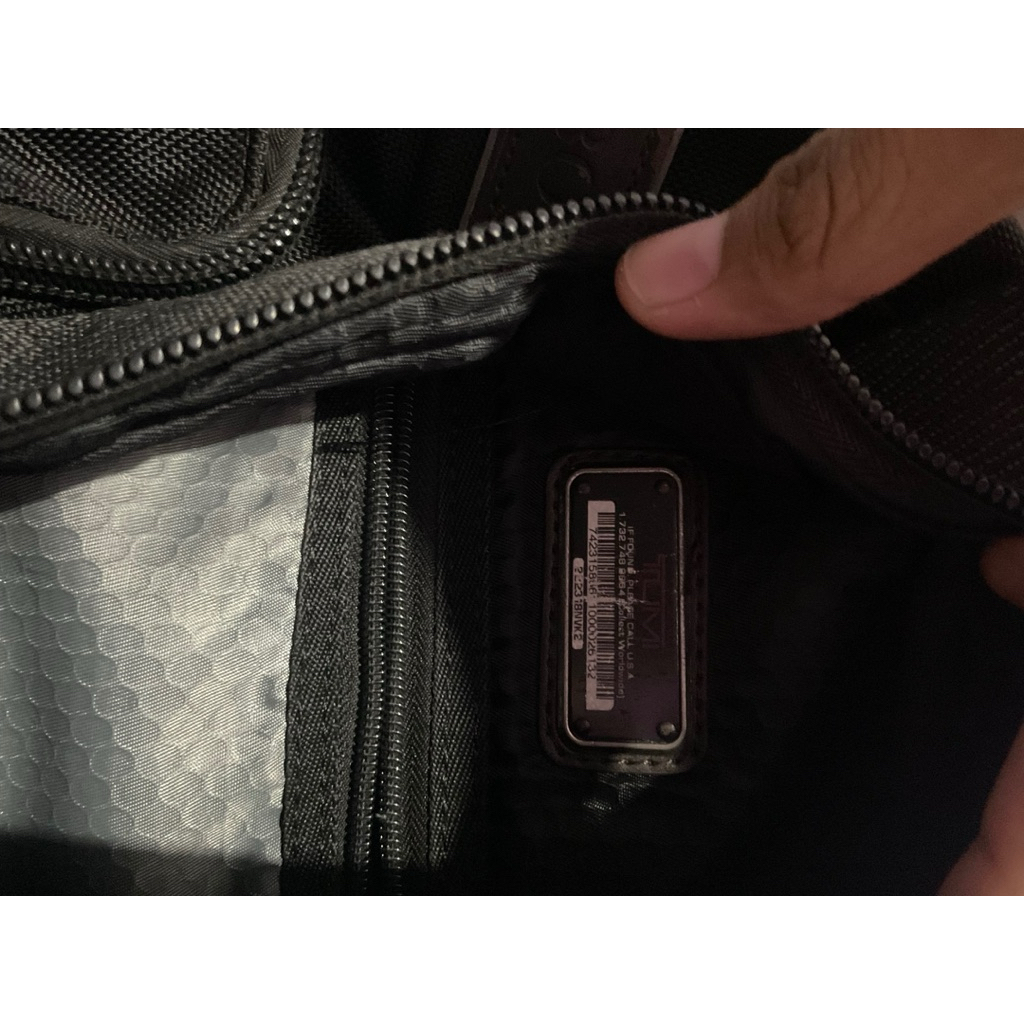 TUMI SLINGBAG ORIGINAL PRELOVED