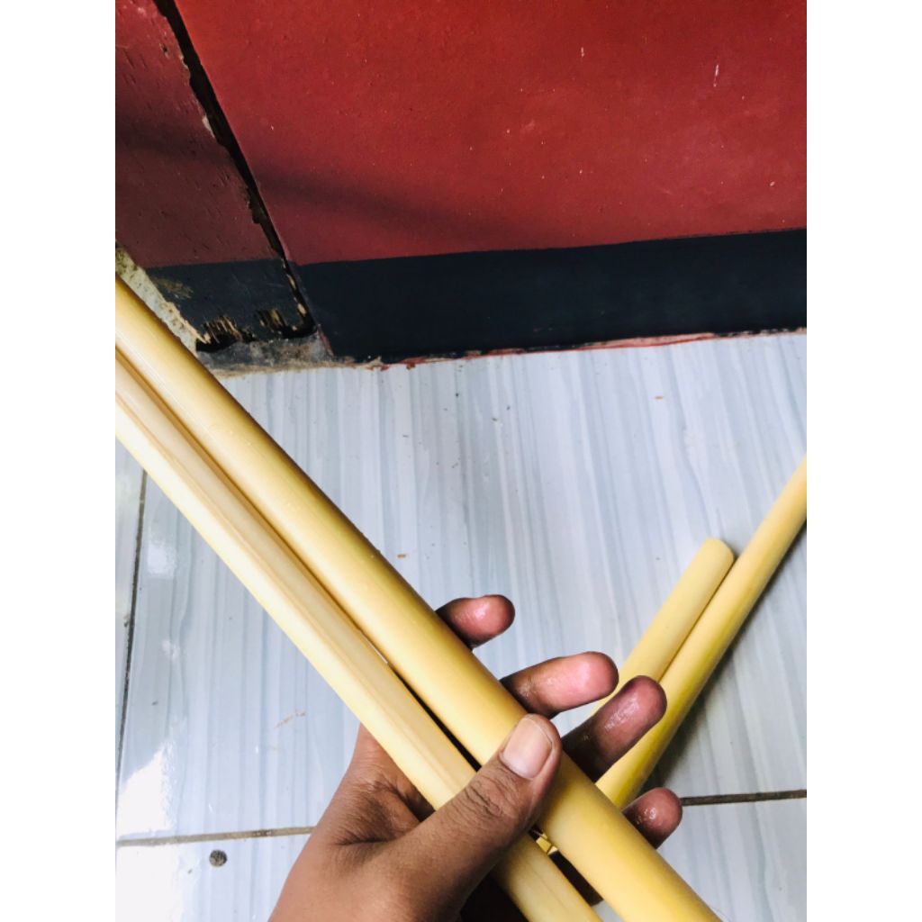 

Batang pohon honje di jual per 5 batang