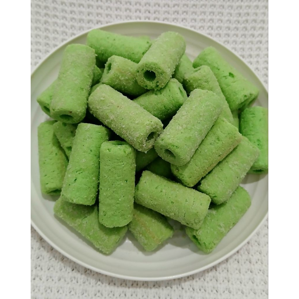 

roll pandan wangi 90 gram / cemilan manis / snack serba 4500/ aneka snack murah