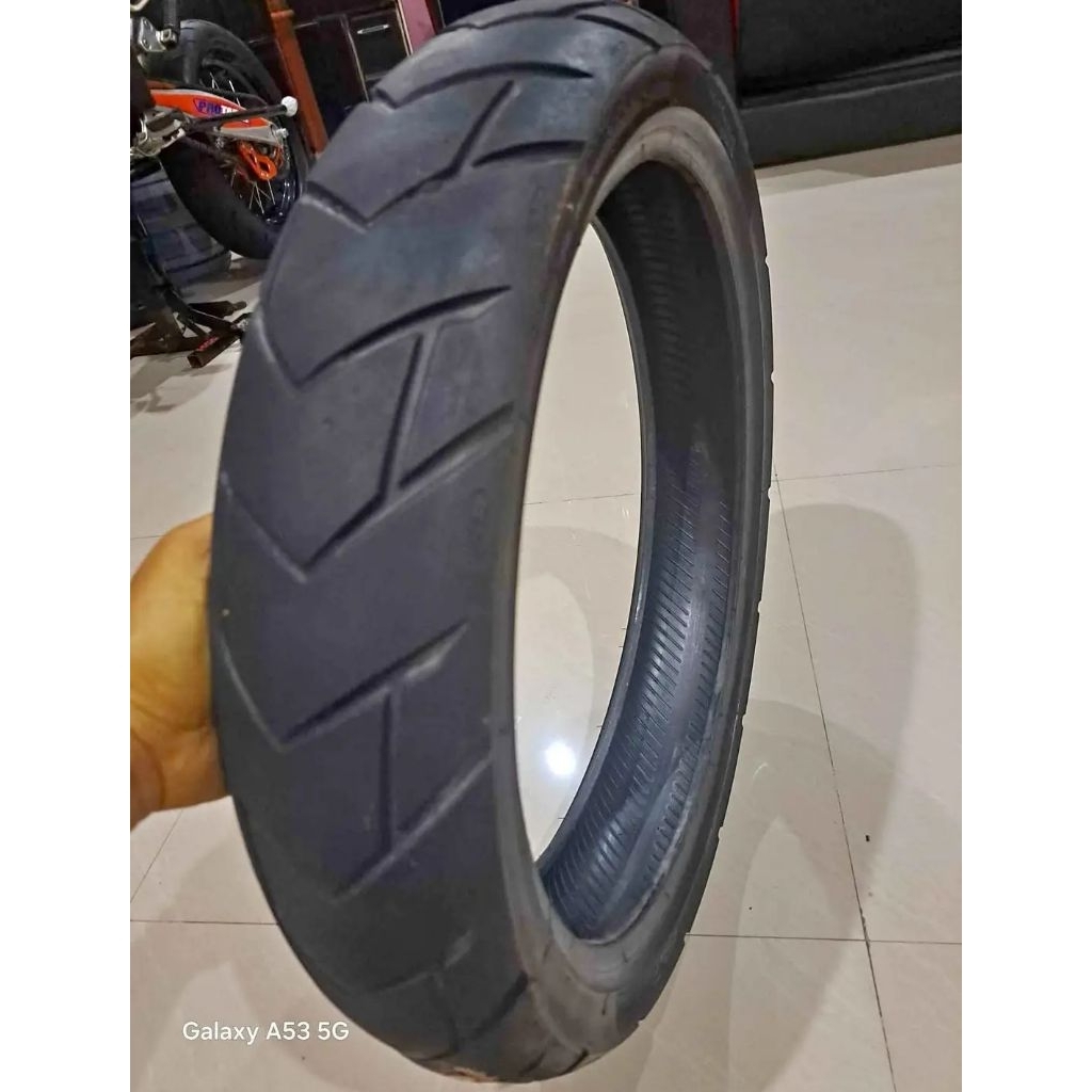 Copotan ban tubles merk FDR ring 17 110/70