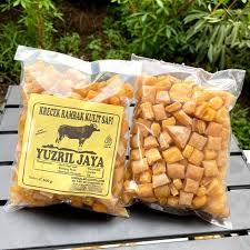

FRIZKYVALEN - KRECEK RAMBAK KULIT SAPI "YUZRIL JAYA" BENTUK POTONGAN KOTAK DADU DAN PANJANG/ krupuk rambak mentah