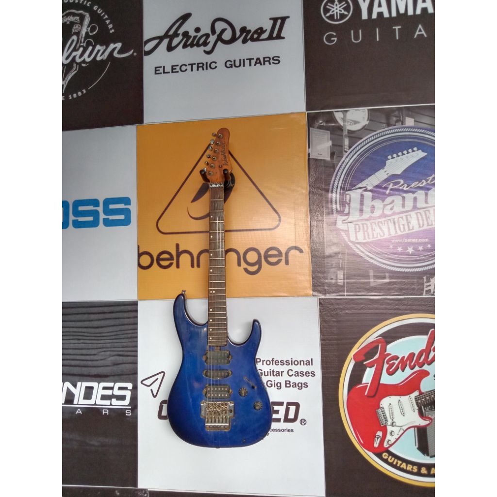 Guitar Washburn Mercury