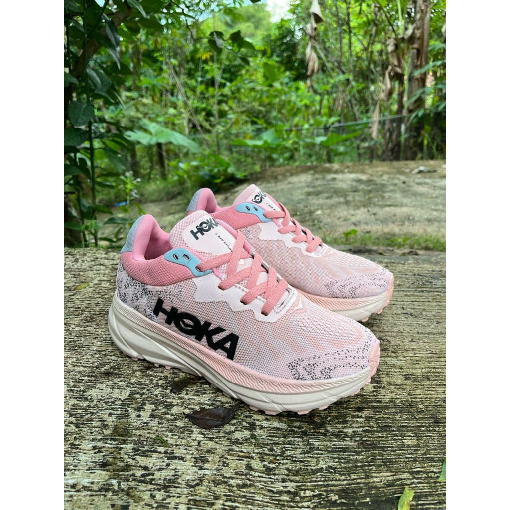 HOKA CHALLENGER ATR 7 WANITA