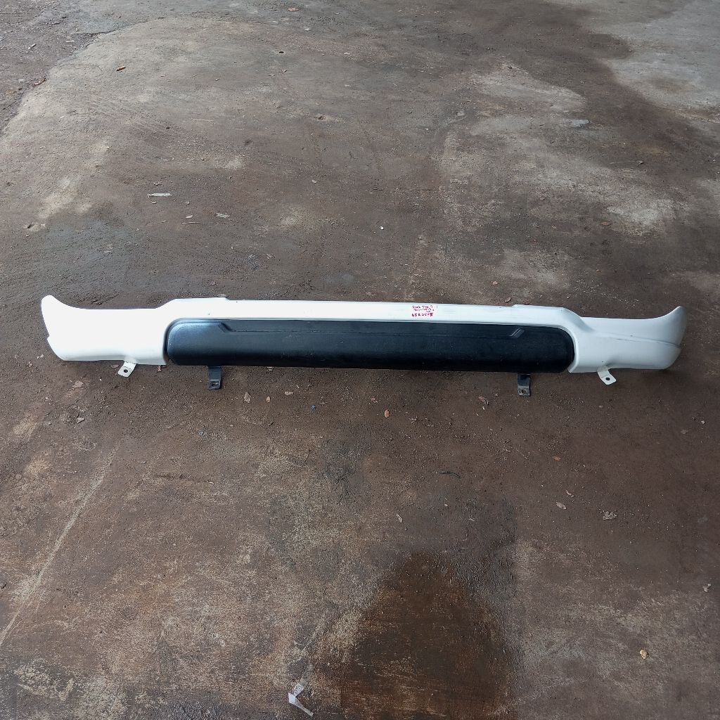 spoiler bumper depan rush type s 2010