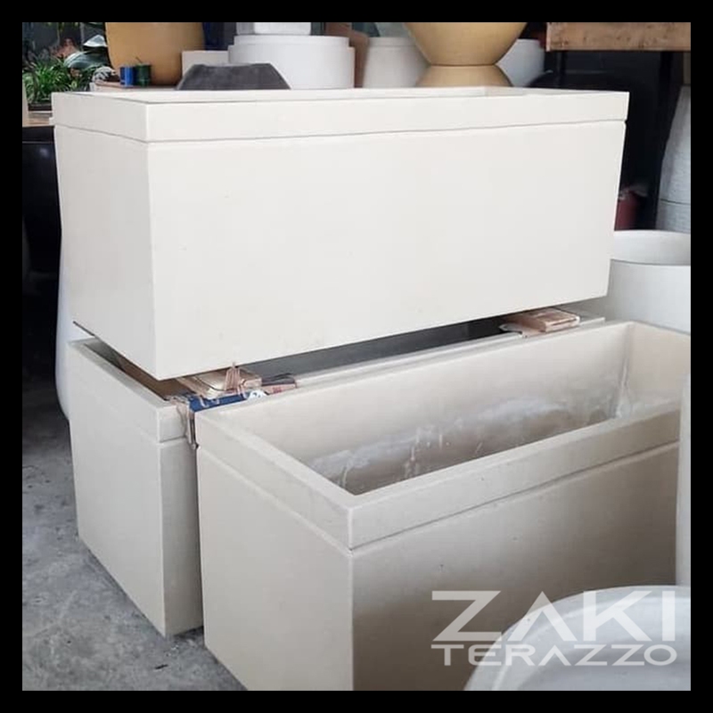 Pot Planter Kotak Panjang Teraso Mewah