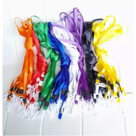 

(1 ikat=10pcs) Tali Id Card Plastik Model Cantol