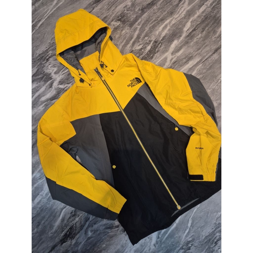 Jaket Outdoor Outwear T N F The North Face Visor MP3 SIDEPOCKET Sport Travelling Santai Mendaki Gunu