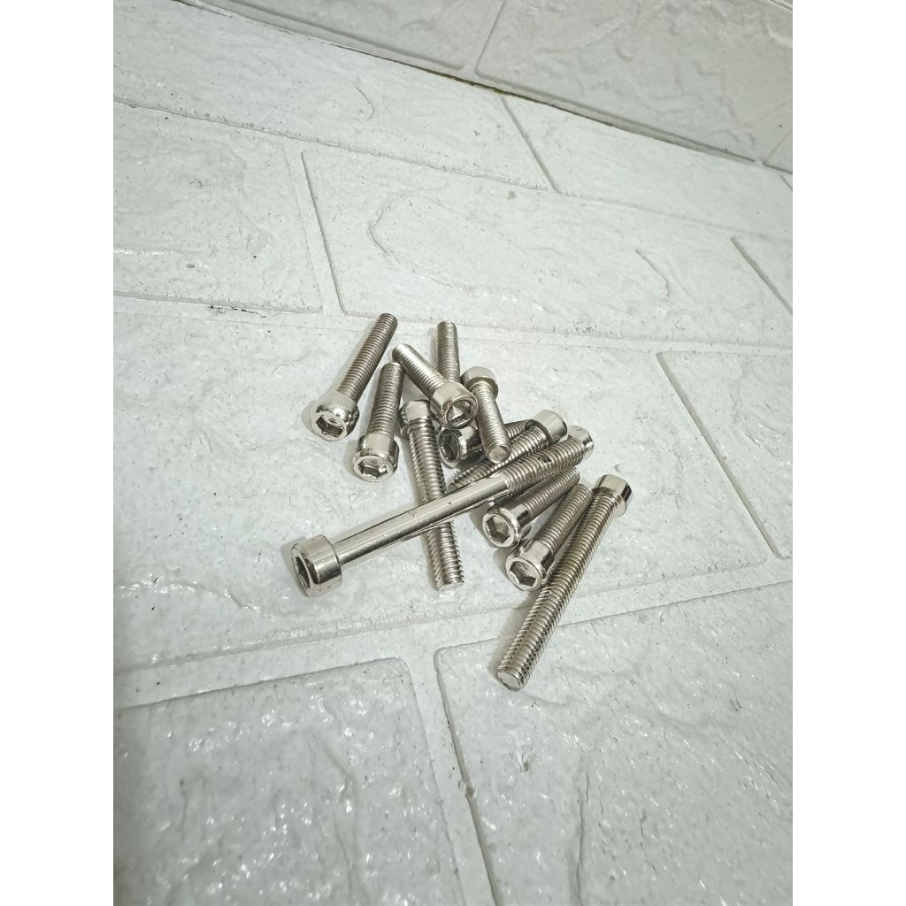 Baut Blok Mesin Ninja 2 Tak Bak Mesin Crankcase CVT Kiri Kanan Baud Block  Ninja 2 Tak