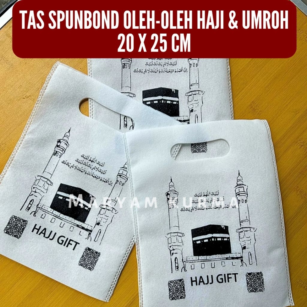 

Tas Spunbond souvernir Oleh Oleh Haji dan Umroh 20 x 25 cm