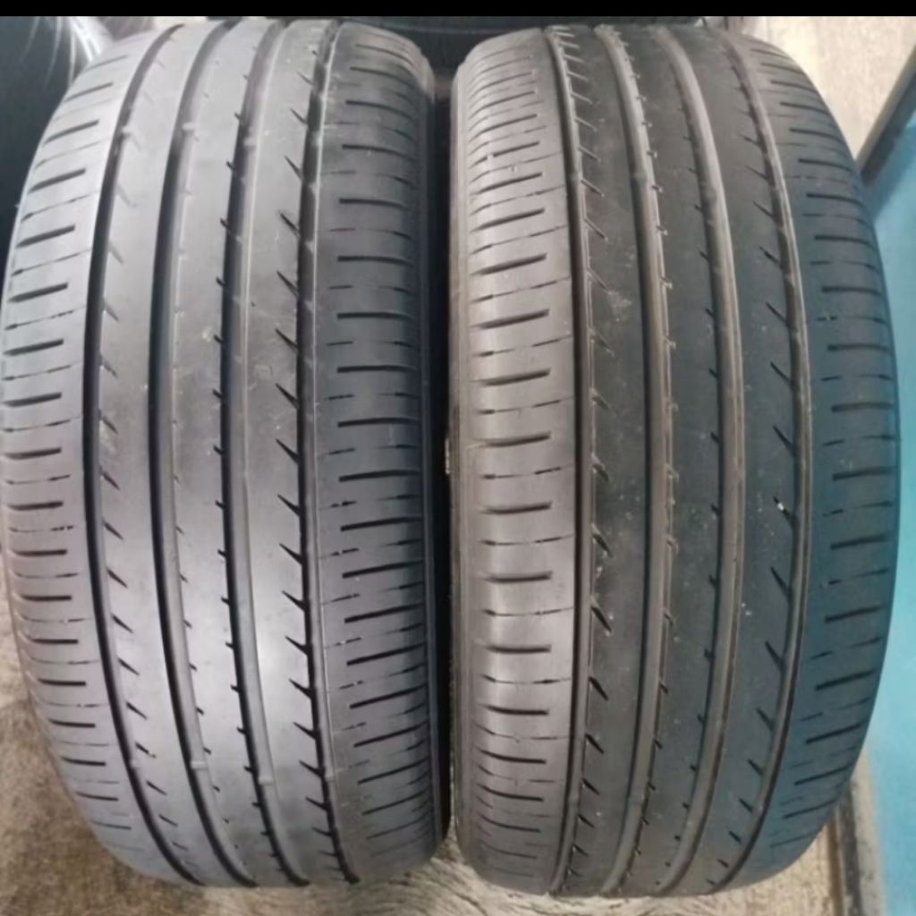 Ban mobil copotan ukuran 215/45 ring18