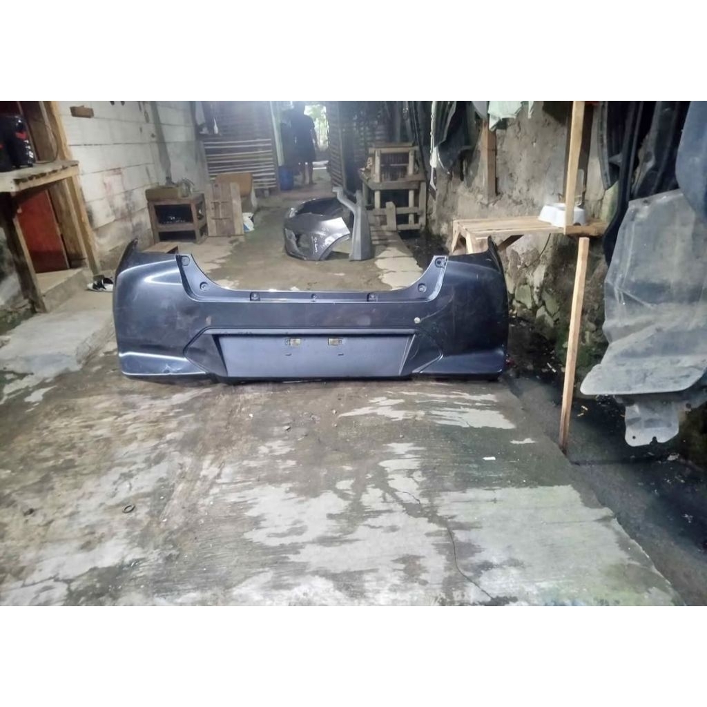 bumper/bemper belakang Ayla agya 2023-2024