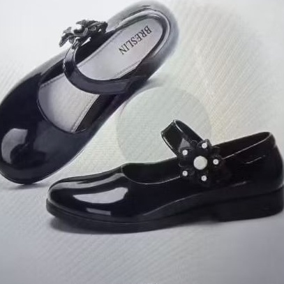 KODE E52A 642 D BRESLIN  SEPATU KARET PLAT SHOES PEREMPUAN TANGGUNG TK SD SMP BAHAN MENGKILAP ATAU J