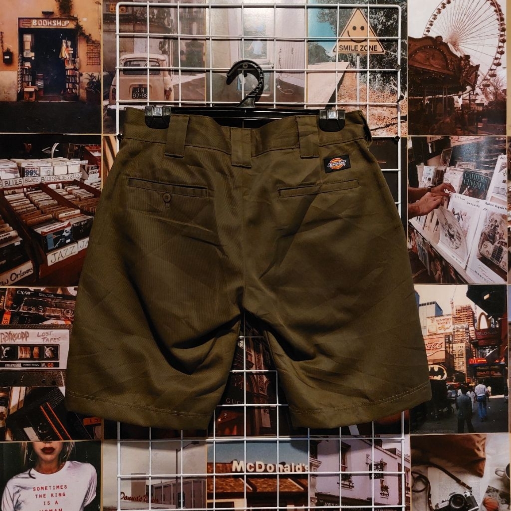 Celana Pendek DICKIES Army (Celpen Dickies)